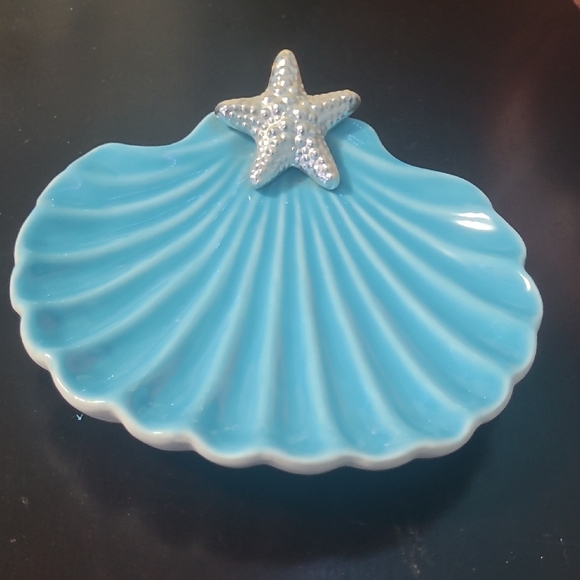 deli Other - Ceramic Sea Shell Vanity Tray with Silver Starfish - Blue